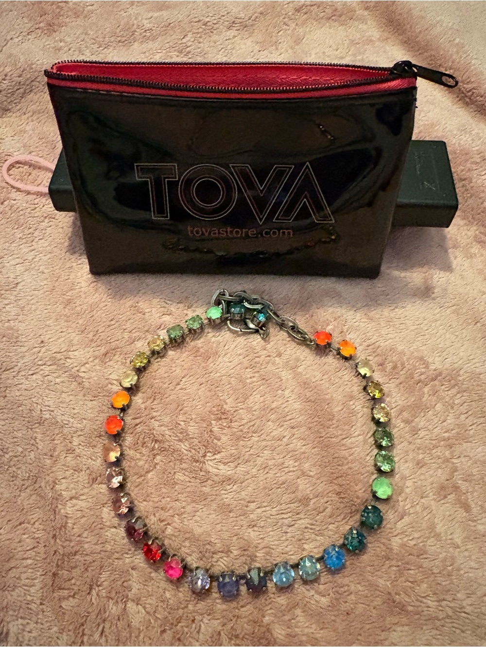 TOVA Oakland Necklace in Watermelon Rainbow - Picture 2 of 2